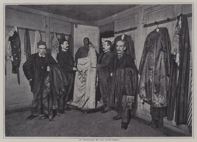 Šatní oddělení Comedie-Francaise, Paříž (černobílá fotografie) od French Photographer