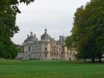 Pohled na zámek od French School