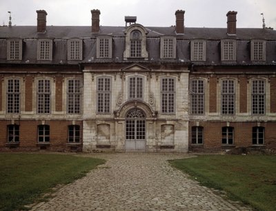 Barokní architektura: fasáda hotelu des Rams (17. století), Abbeville, Somme (80). od French School