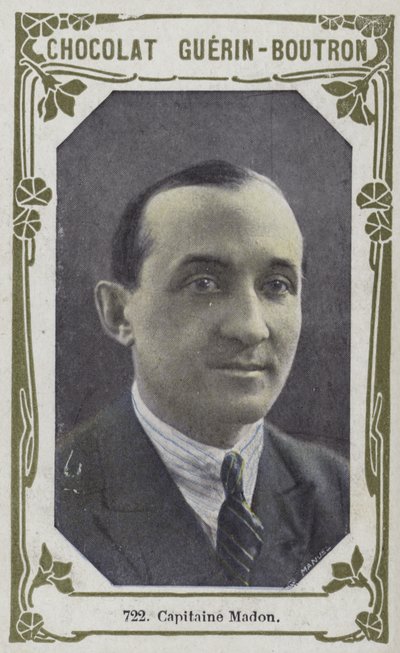 Captaine Madon (barevná fotografie) od French School