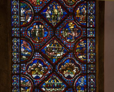 Katedrála v Chartres, vitráže: život noeho, centrum detailů od French School