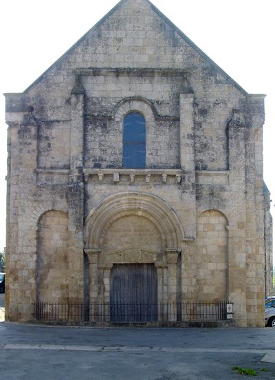Kostel svatého Petra od French School