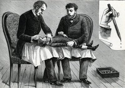 Lékaři vyšetřující oči dítěte a injekční oční kapky (rytina) 1888 od French School