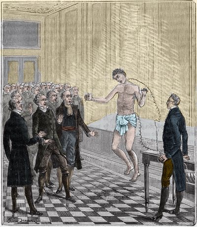Dr. Andrew Ure provádějící voltaické experimenty na těle popraveného vraha Clydesdale v roce 1818 - Zkušenost Andrewa Ure (1778-1857) na mrtvole - Rytina v „“Vědy před dveře všem – fyzika a chemie““ od Alexis Clerc – konec 19 od French School