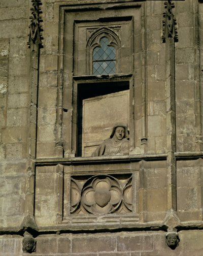 Falešné okno ve vstupním průčelí s postavou ženy, která vyhlíží, možná manželka Jacquese Coeura, 1443-51 od French School
