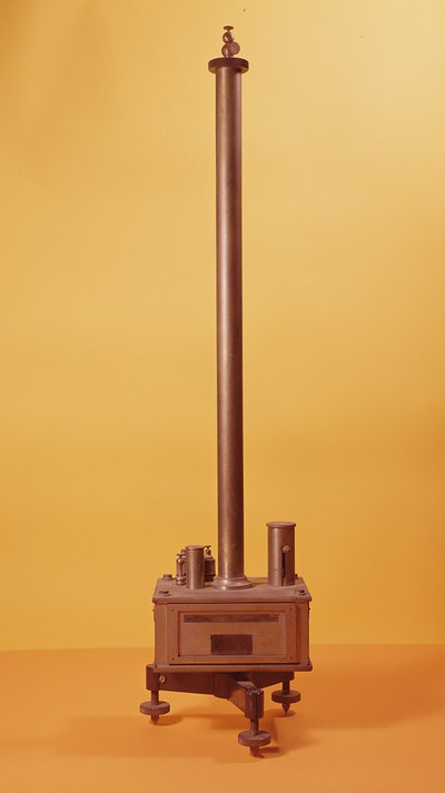 Elektroměr navržený Marie Curie (1867-1934) 1897 (kov) od French School