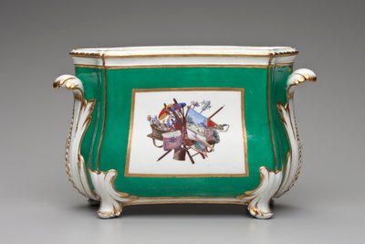 Váza na květiny, Porcelánová manufaktura Sevres od French School