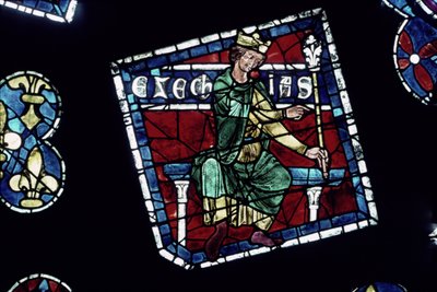 Král Ezechiáš, detail ze severního rozetového okna, kolem roku 1223 od French School