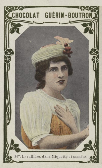 Lavalliere, v Miquette a její matka (barevná fotografie) od French School
