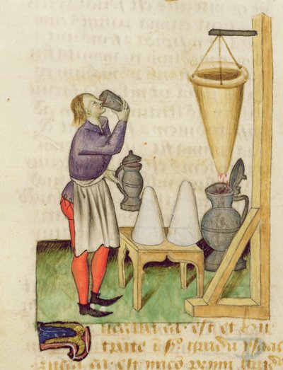 Tractatus de Herbis od Dioskorida, fol.142r Výroba alkoholu od French School