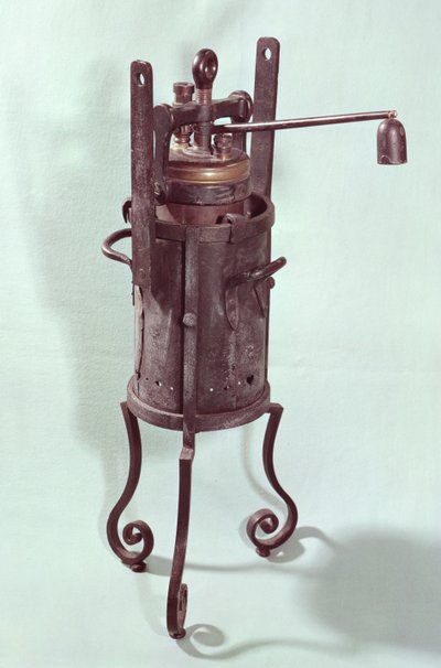 Tlakový hrnec vynalezený Denisem Papinem (1647-c.1712) 1679 (litina) od French School