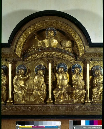 Románské umění: oltářní obraz Pentecote: antependium ve dřevě, mědi a smaltu. Detail. Ze Stavelotu (Meuse) Kolem 1160-1170. Paříž, Národní muzeum středověku, Thermes de Cluny od French School