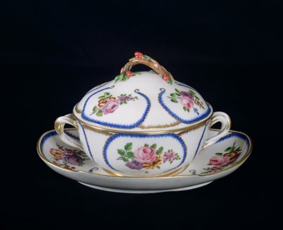 Mísa a talíř Sevres, 1764 (porcelán) od French School