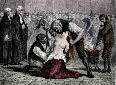 Aféra královnina náhrdelníku: Muka madame de la Motte (1756-1791). Poté, co se pokusila vyjmout náhrdelník, který královna odmítla, byla odsouzena k bičíku, označena železem a zavřena v Salpetriere. od French School