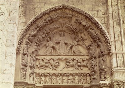 Královský portál, severní dveře, tympanon zobrazující Nanebevstoupení, c.1145-50 od French School