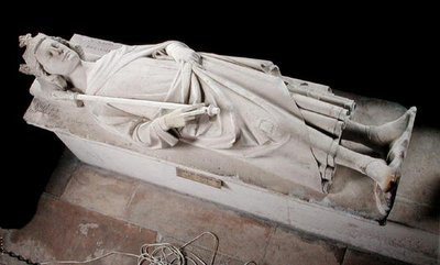 Carlomanova hrobka († 884) od French School