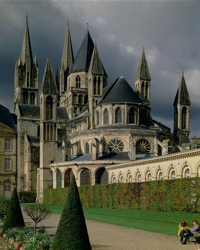 Pohled na benediktinské opatství od východu, 11.-12. století od French School