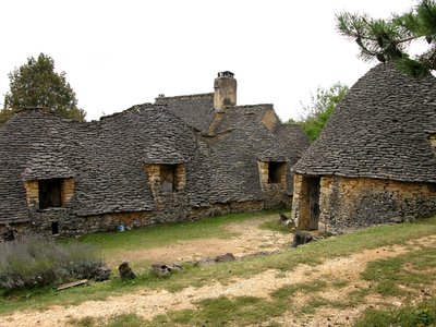 Pohled na Cabanes de Breuil od French School