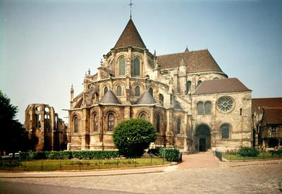 Pohled na apsidu katedrály Notre-Dame, postavená kolem roku 1150-1220 od French School
