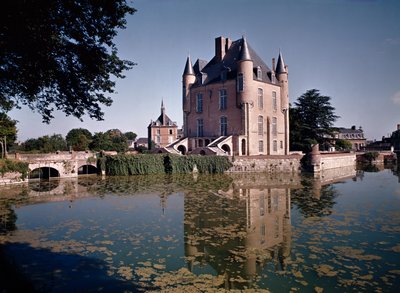 Pohled na tvrz hradu, postavený v letech 1355-88 od French School