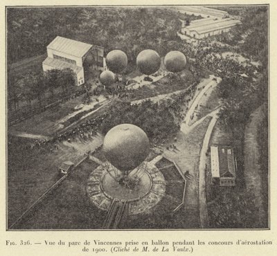 Pohled na Parc de Vincennes pořízený z balónu během soutěží v balónovém létání v roce 1900 od French School