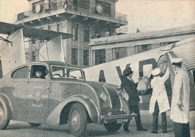 Nakládání pošty na palubu parníku Imperial Airways na letišti Croydon, c1936 c1937 od GPO
