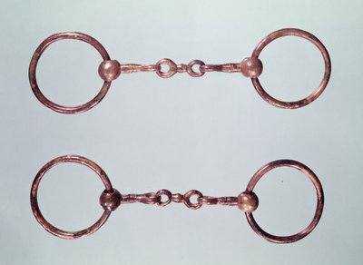Koňské kousky, z La Gorge-Meillet, Tene I (asi 475-0 př. n. l.) (bronz) od Gaulish