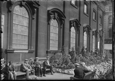 Kostel Nejsvětější Trojice, Boar Lane, Leeds, 1941. od George Bernard Wood
