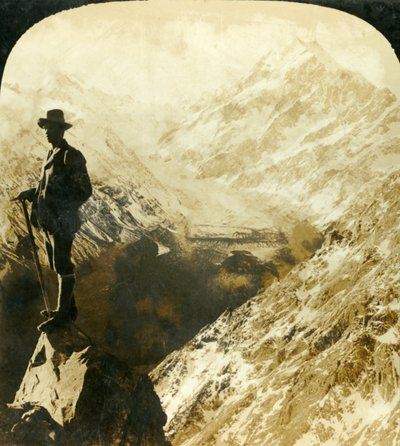 Mount Cook a hlava ledovce Hooker, Nový Zéland, c1909. od George Rose