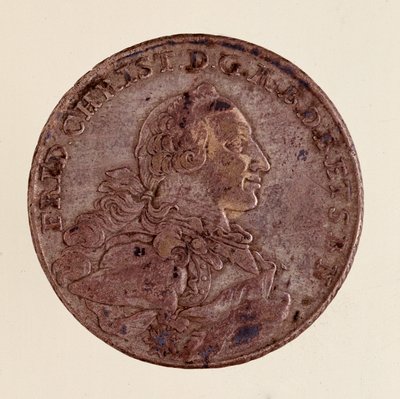 Stříbrný tolar (taler) Fridricha Christiana, markraběte Braniborsko-Bayreuthského (Frederic V. Christian de Brandenburg-Bayreuth (Brandenburg Bayreuth) (1708-1769) 1766 Průměr 4 cm Neapol, museo archeologico od German School