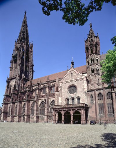 Pohled na munster od jihovýchodu od German School