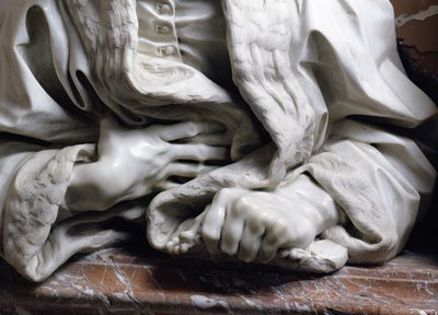 Busta Gabrielle Fonseca doktora papeže Inocence X detail rukou svírajícího roucho, z mramorového detailu kaple Fonseca z 96874 od Gian Lorenzo Bernini