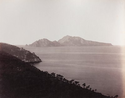 Pohled na Capri od Giorgio Sommer