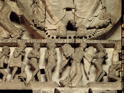 Západní portálový tympanon zobrazující Poslední soud: detail Kristových nohou, anděla a smrtelníků, cca 1130-35 vápenec od Gislebertus