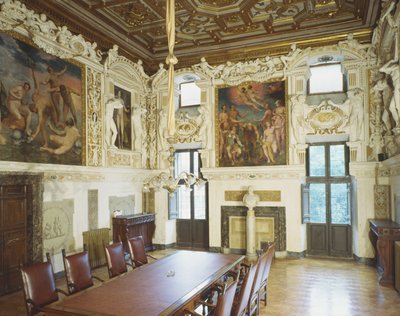Hall of the Four Seasons od Giulio Mazzoni