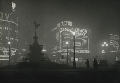 Piccadilly Circus 50. léta 20. století od Godfrey Macdominic