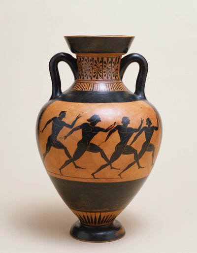 Podkrovní černofigurová amfora panathénského tvaru se čtyřmi nahými atlety sprintujícími doprava, 5. století před naším letopočtem od Greek