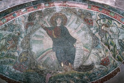 Kristus vstoupil na nebesa obklopen čtyřmi evangelisty, Mozaika v kostele Hosios David nebo Katolikon z kláštera Latomos (Seznam světového dědictví UNESCO od Greek School