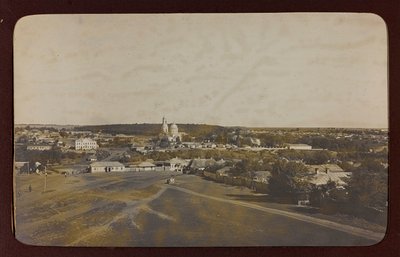 První světová válka: „Ukrajina v letech 1914-1916 během invaze německé armády. Pohled na Rakitnoe (černobílá fotografie) od Heldenfriedhof Dsessentniki (attr. to)
