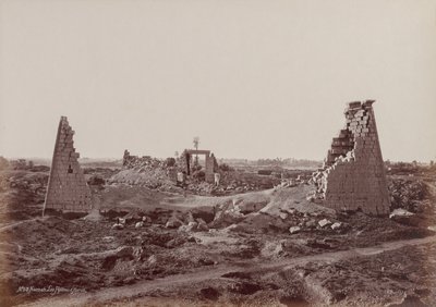 Karnak, Pylony Horovy od Henri Béchard