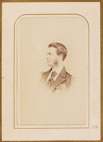 [Portrét muže ve vojenské uniformě] od Henry Maull and Co.