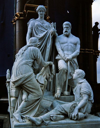 Výroby, sochařská skupina z Albertova památníku, dokončena v roce 1876 (žula) od Henry Weekes