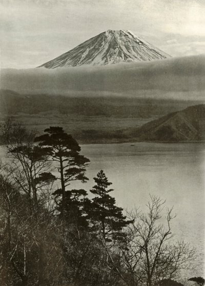 Fuji from Nakano-Kura-Toge, 1910. od Herbert Ponting