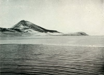 Hut Point and Observation Hill, c19101913, 1913 od Herbert Ponting