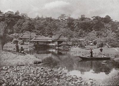 The Ha-Kei-Tei Inn and Garden v Hikone (černobílá fotografie) od Herbert Ponting
