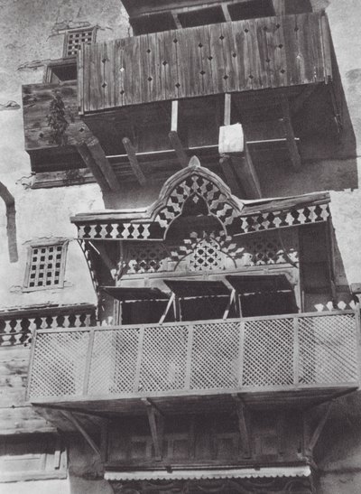 Afrika: Dřevěný arkýř v Suakinu (čb fotografie) od Hugo Adolf Bernatzik