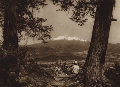Mexiko: Amecameca s Iztaccihuatlem (čb fotografie) od Hugo Brehme