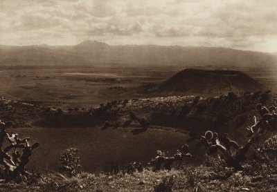 Mexiko: La Caldera, vyhaslé sopky v okolí hlavního města Mexika (čb fotografie) od Hugo Brehme