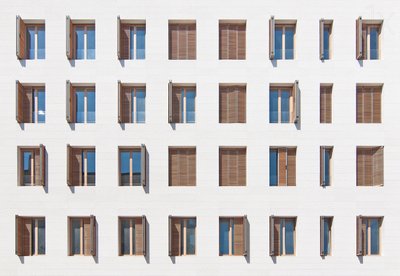 Geometrická okenní fasáda od Igor Bakotic