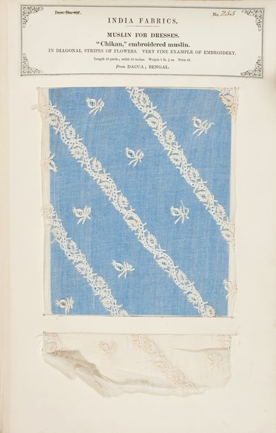 Vzorek čikanského vyšívaného mušelínu z Daccy v Bengálsku, ze sbírky The Collection of the Textile Manufacturers of India od Johna Forbese Watsona, vydané v roce 1866. od Indian School